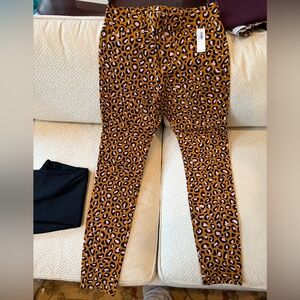 Old Navy pixie pant